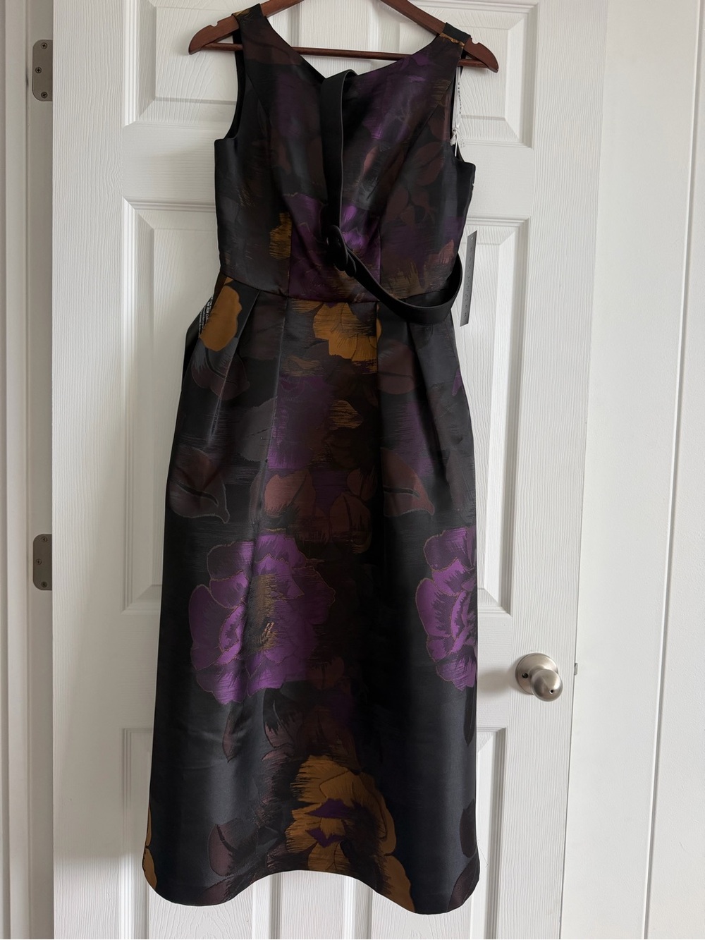 Kay Unger Ilsa Floral Jacquard Belted Tea Length Dress Raven Black Purple Sz 6 - Picture 2 of 4